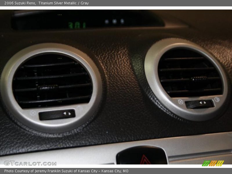 Titanium Silver Metallic / Gray 2006 Suzuki Reno