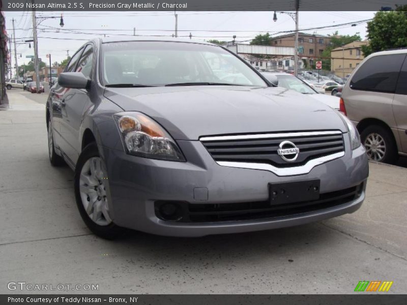 Precision Gray Metallic / Charcoal 2009 Nissan Altima 2.5 S