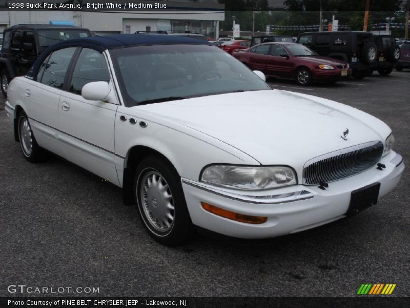 Bright White / Medium Blue 1998 Buick Park Avenue