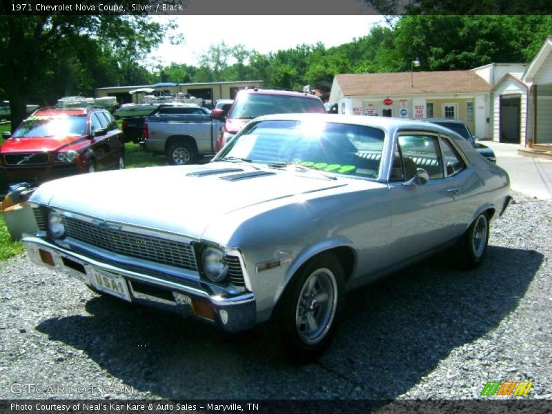 Silver / Black 1971 Chevrolet Nova Coupe