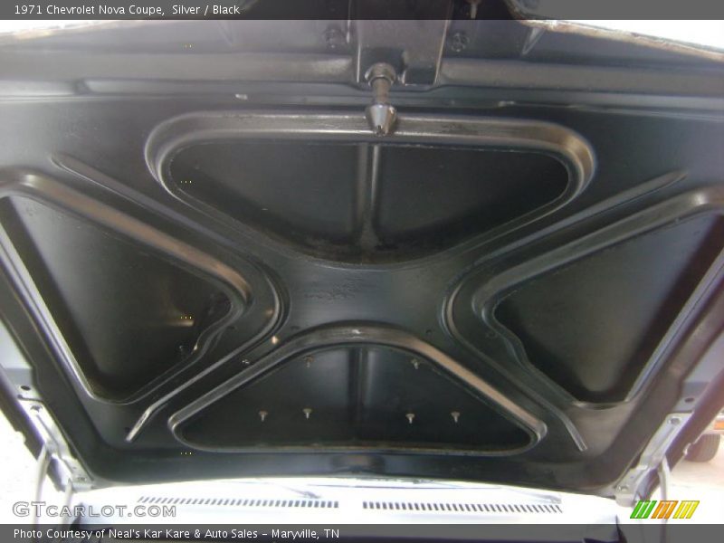 Silver / Black 1971 Chevrolet Nova Coupe