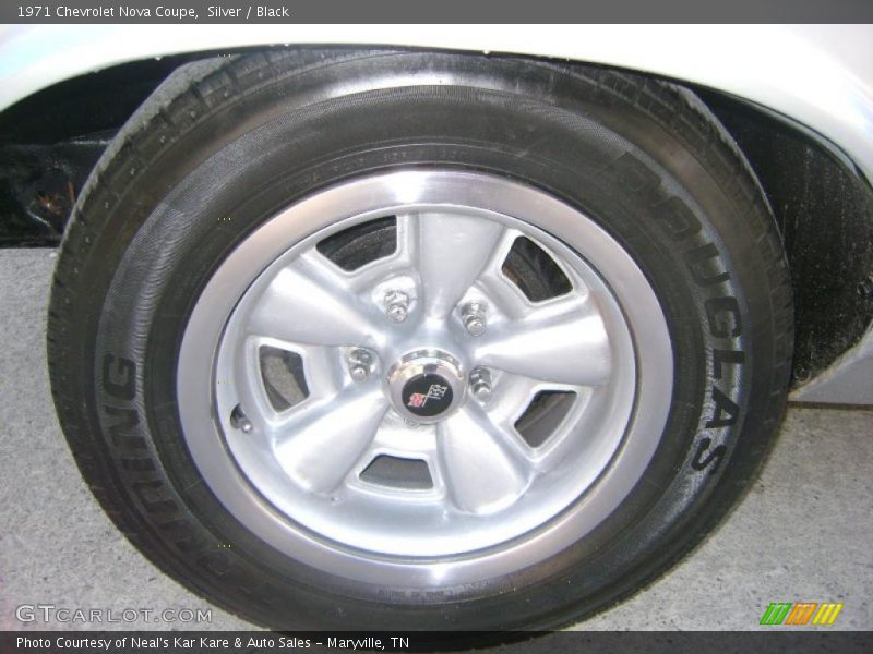 Silver / Black 1971 Chevrolet Nova Coupe