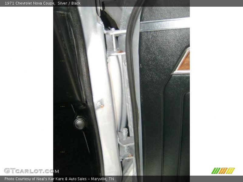 Silver / Black 1971 Chevrolet Nova Coupe