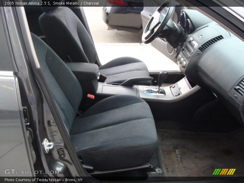 Smoke Metallic / Charcoal 2005 Nissan Altima 2.5 S
