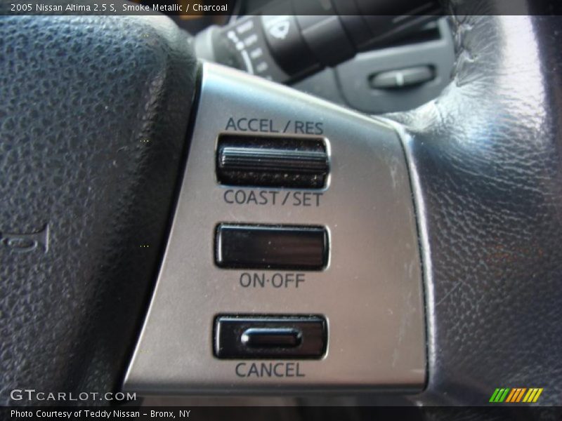 Smoke Metallic / Charcoal 2005 Nissan Altima 2.5 S