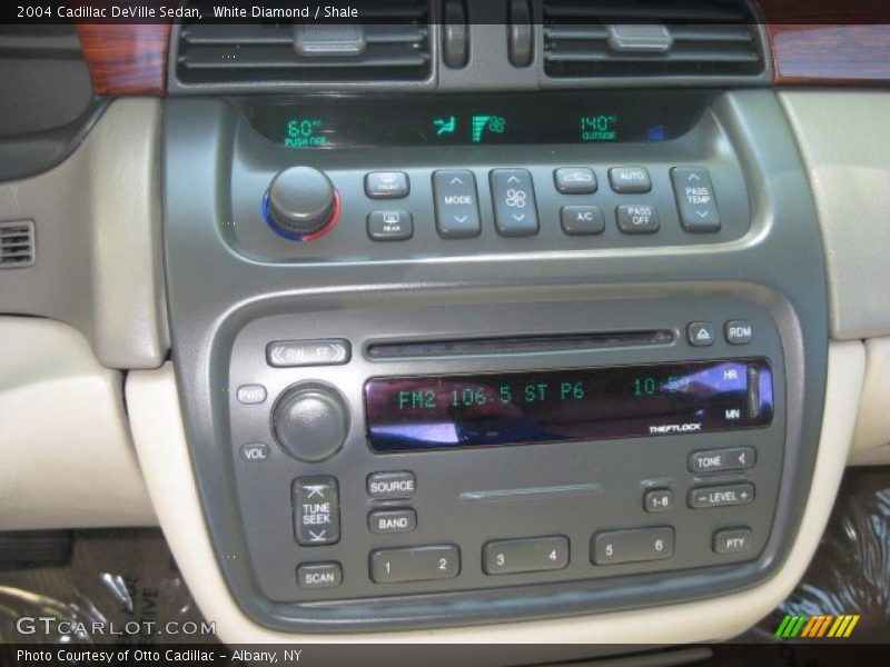 White Diamond / Shale 2004 Cadillac DeVille Sedan