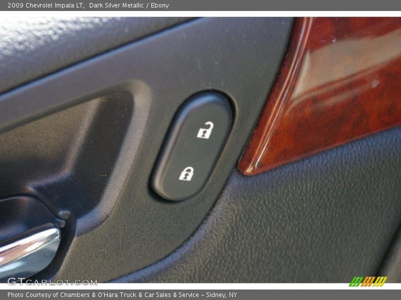 Dark Silver Metallic / Ebony 2009 Chevrolet Impala LT