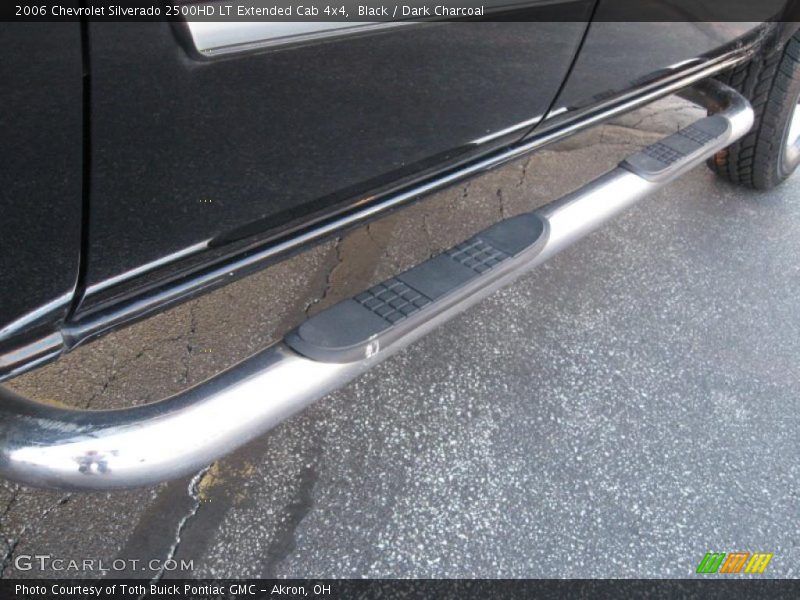 Black / Dark Charcoal 2006 Chevrolet Silverado 2500HD LT Extended Cab 4x4