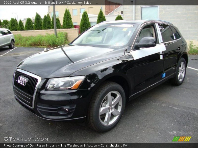 Brilliant Black / Cardamom Beige 2010 Audi Q5 3.2 quattro