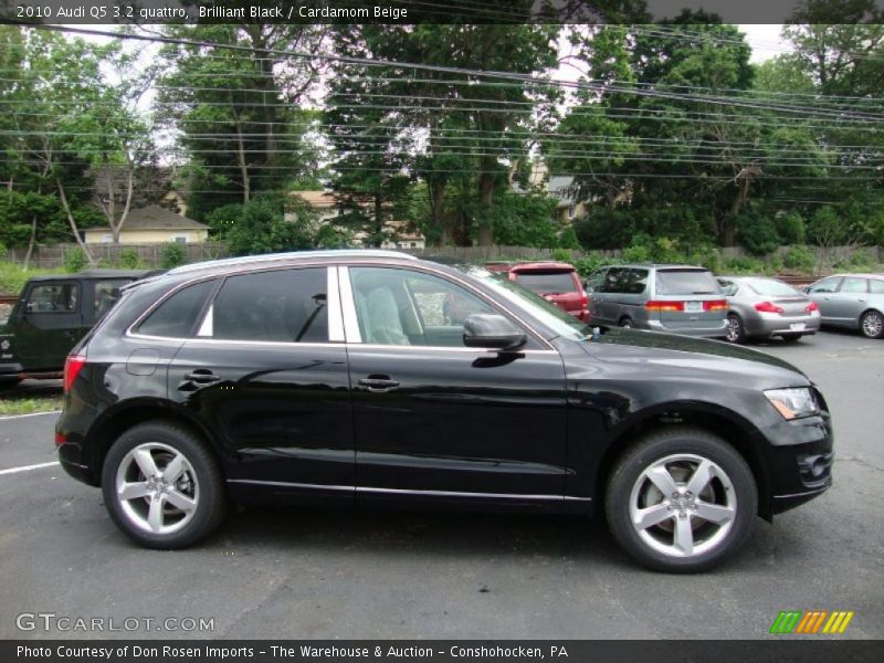 Brilliant Black / Cardamom Beige 2010 Audi Q5 3.2 quattro