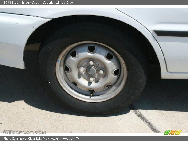 Superior White / Gray 1998 Suzuki Esteem Sedan