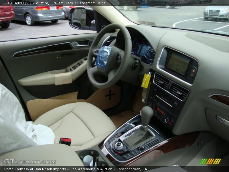 Brilliant Black / Cardamom Beige 2010 Audi Q5 3.2 quattro