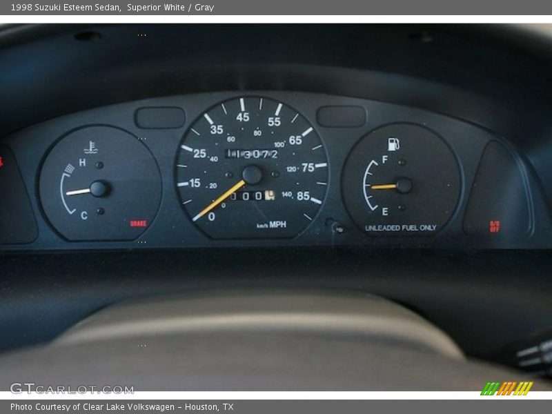 Superior White / Gray 1998 Suzuki Esteem Sedan