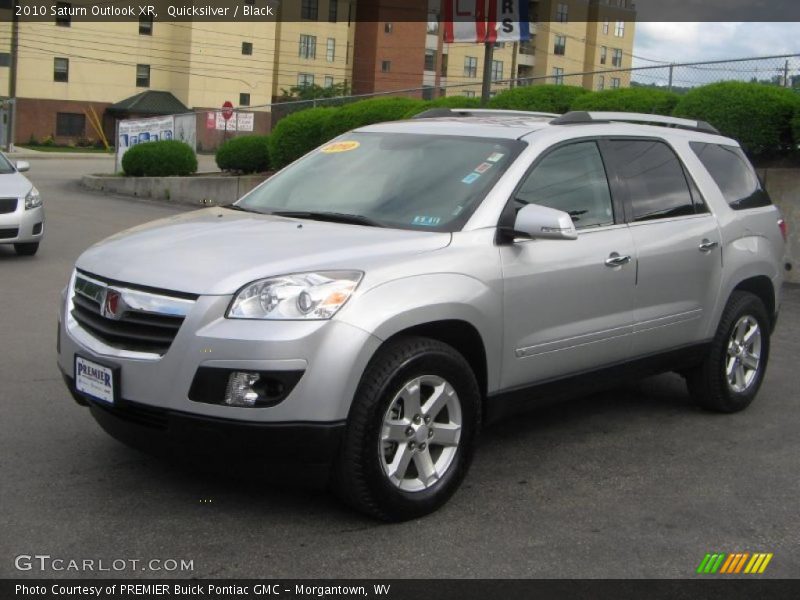 Quicksilver / Black 2010 Saturn Outlook XR