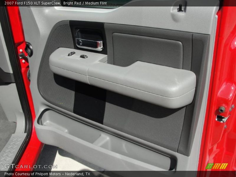 Bright Red / Medium Flint 2007 Ford F150 XLT SuperCrew