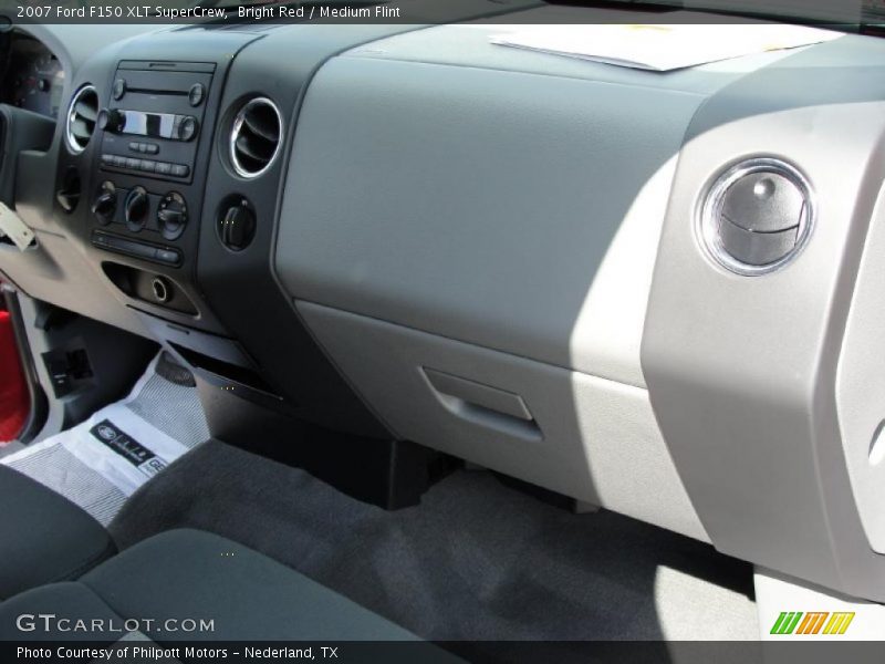Bright Red / Medium Flint 2007 Ford F150 XLT SuperCrew