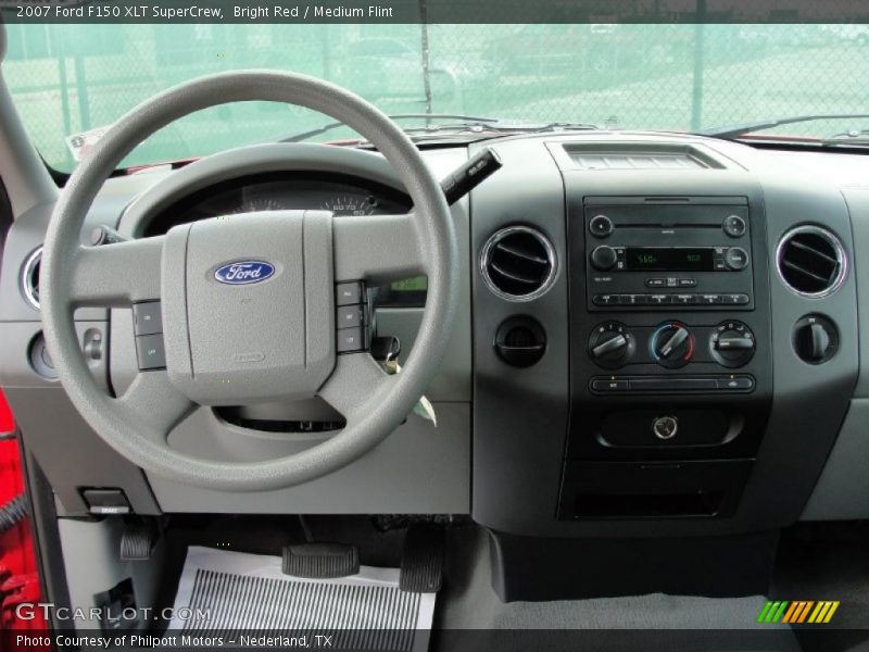 Bright Red / Medium Flint 2007 Ford F150 XLT SuperCrew