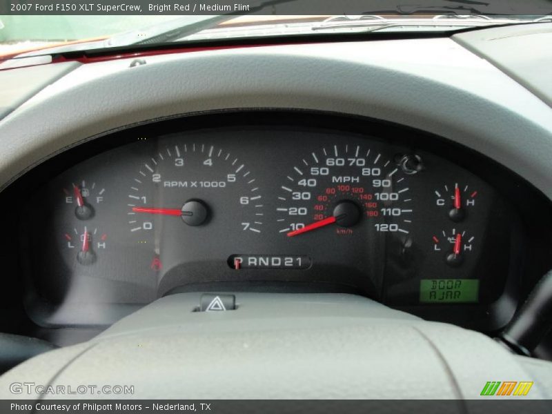 Bright Red / Medium Flint 2007 Ford F150 XLT SuperCrew