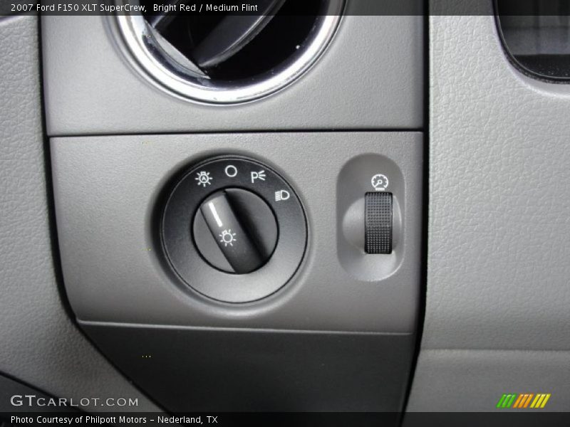 Bright Red / Medium Flint 2007 Ford F150 XLT SuperCrew