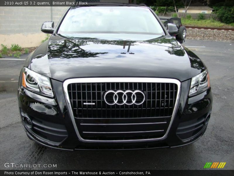 Brilliant Black / Black 2010 Audi Q5 3.2 quattro