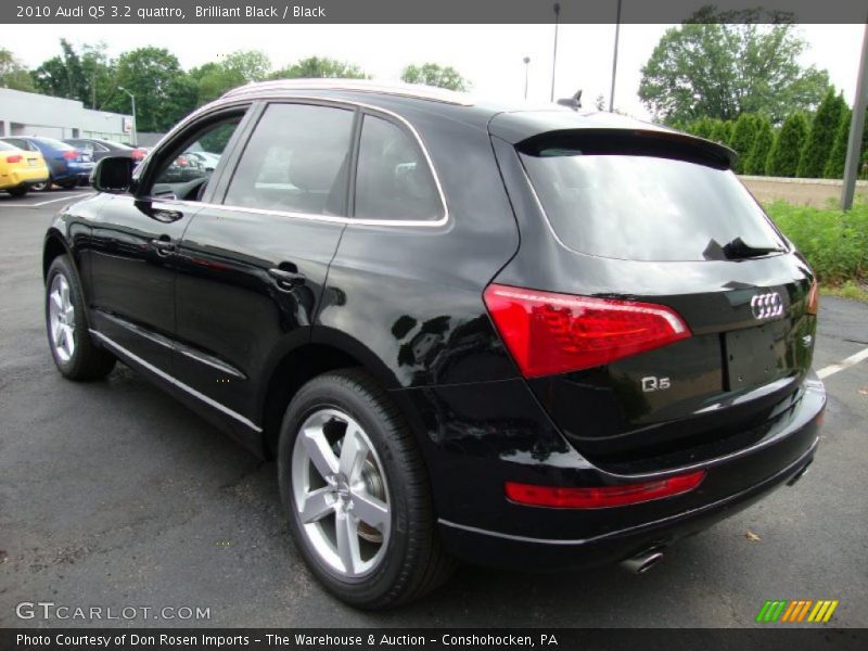 Brilliant Black / Black 2010 Audi Q5 3.2 quattro