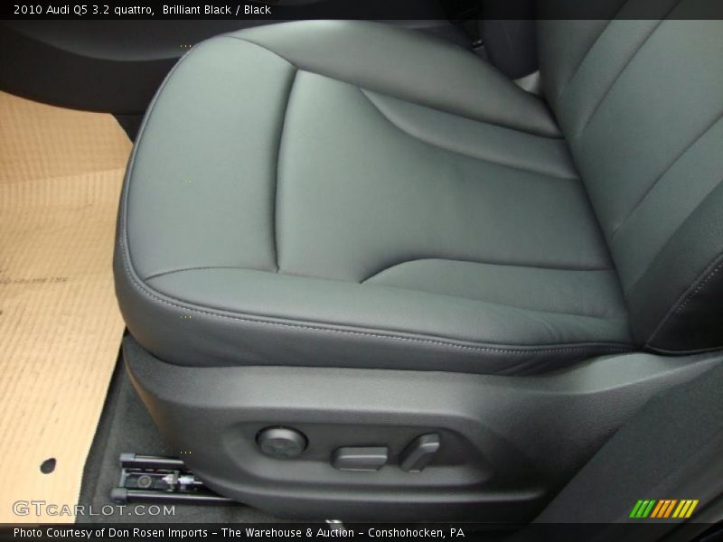 Brilliant Black / Black 2010 Audi Q5 3.2 quattro