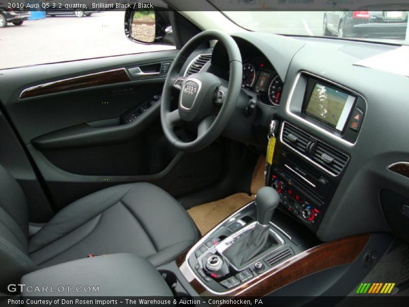 Brilliant Black / Black 2010 Audi Q5 3.2 quattro