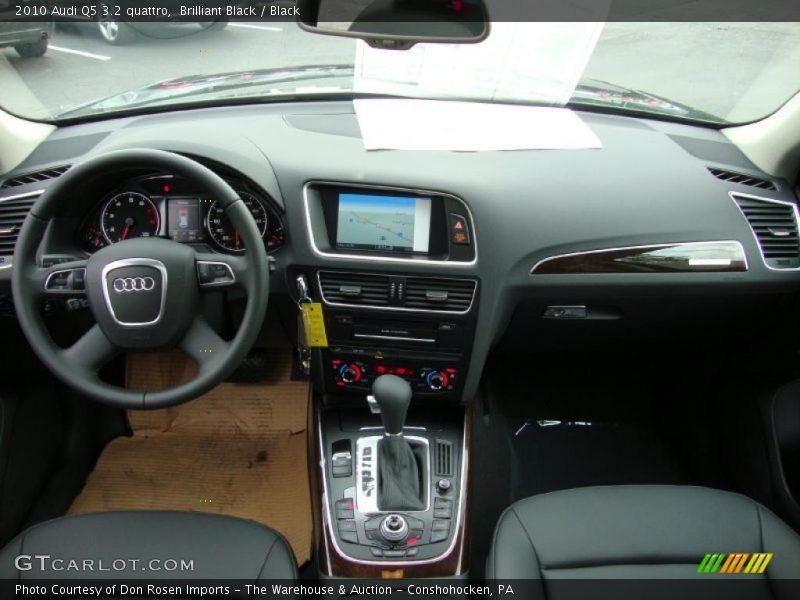 Brilliant Black / Black 2010 Audi Q5 3.2 quattro