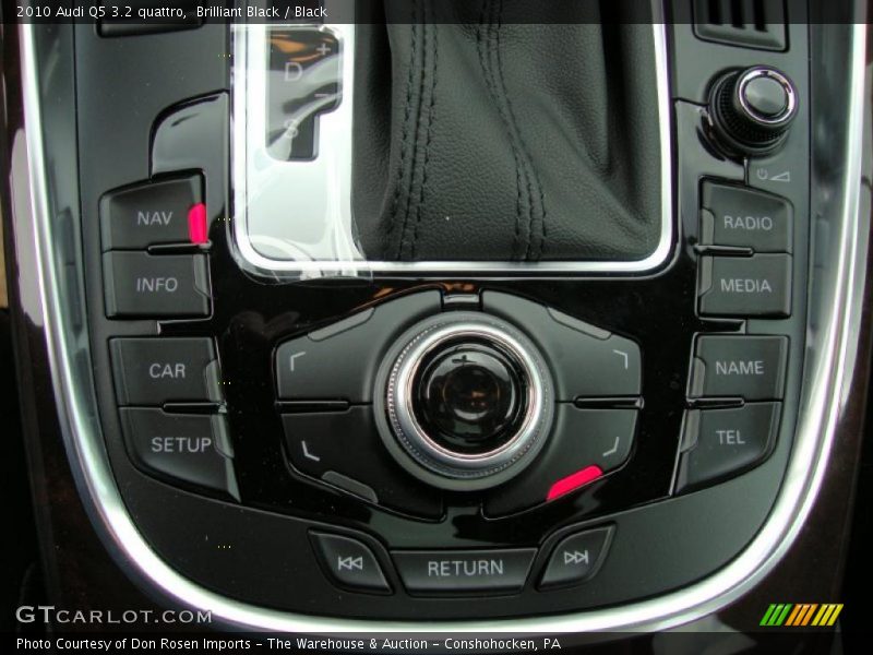 Brilliant Black / Black 2010 Audi Q5 3.2 quattro