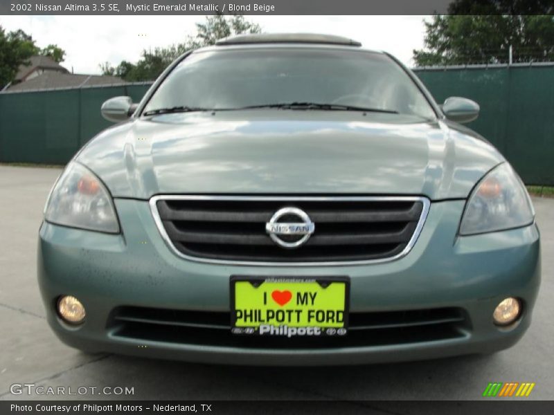 Mystic Emerald Metallic / Blond Beige 2002 Nissan Altima 3.5 SE