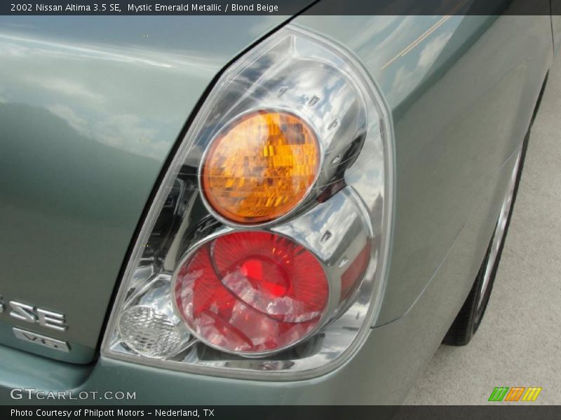 Mystic Emerald Metallic / Blond Beige 2002 Nissan Altima 3.5 SE