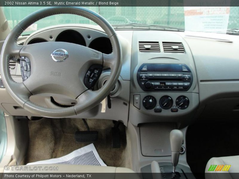 Mystic Emerald Metallic / Blond Beige 2002 Nissan Altima 3.5 SE