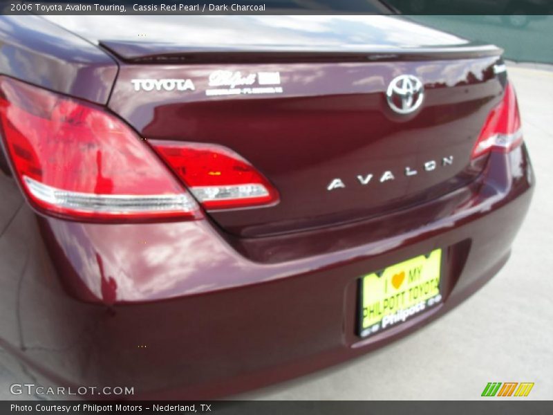 Cassis Red Pearl / Dark Charcoal 2006 Toyota Avalon Touring