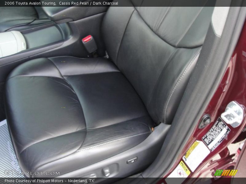 Cassis Red Pearl / Dark Charcoal 2006 Toyota Avalon Touring