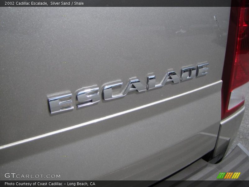 Silver Sand / Shale 2002 Cadillac Escalade