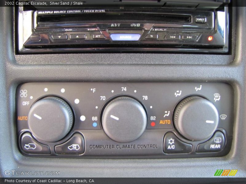 Silver Sand / Shale 2002 Cadillac Escalade