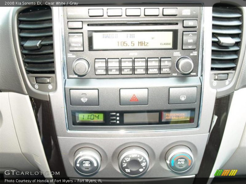 Clear White / Gray 2008 Kia Sorento EX