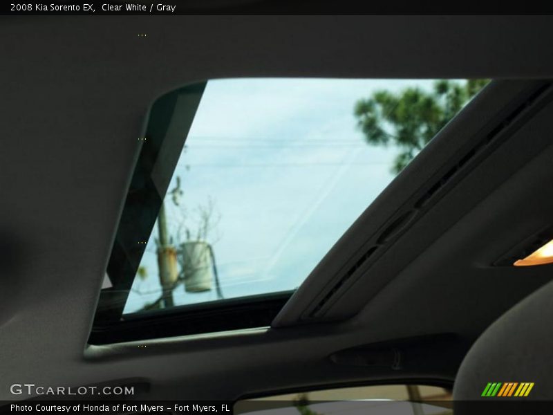 Clear White / Gray 2008 Kia Sorento EX