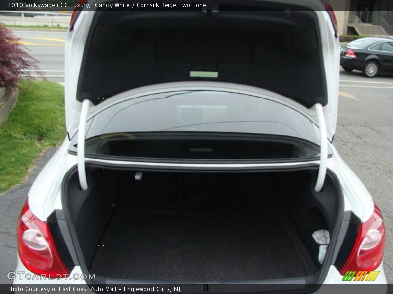Candy White / Cornsilk Beige Two Tone 2010 Volkswagen CC Luxury