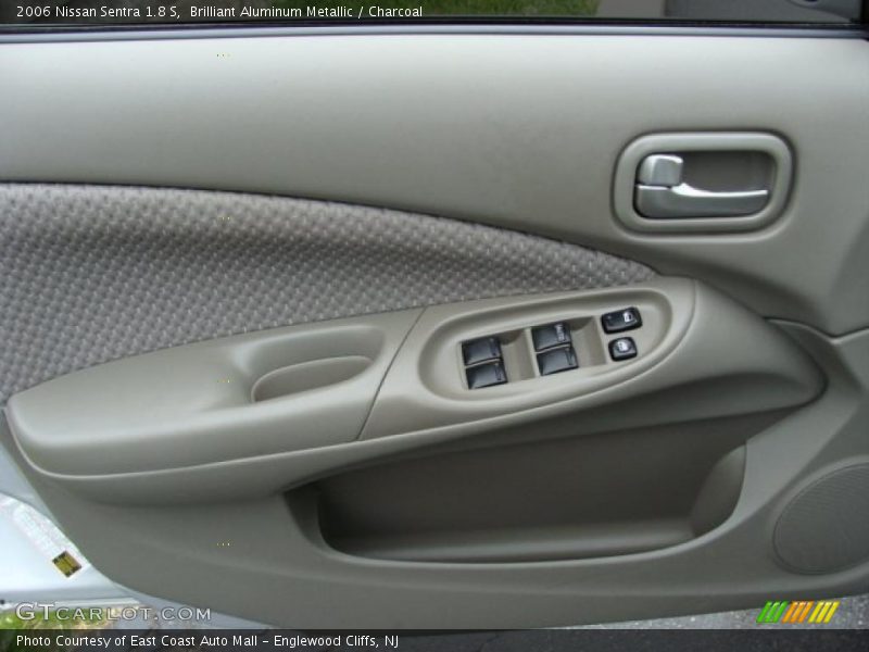 Brilliant Aluminum Metallic / Charcoal 2006 Nissan Sentra 1.8 S