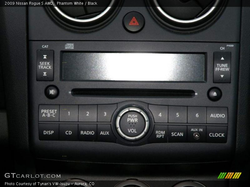Phantom White / Black 2009 Nissan Rogue S AWD
