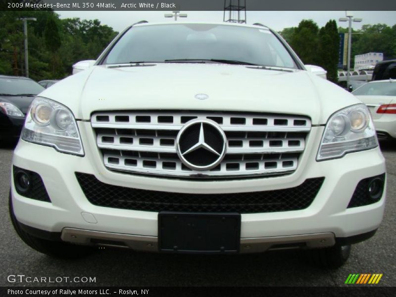 Arctic White / Black 2009 Mercedes-Benz ML 350 4Matic