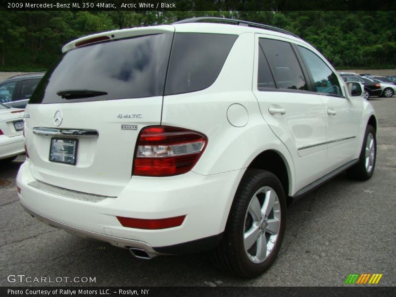 Arctic White / Black 2009 Mercedes-Benz ML 350 4Matic