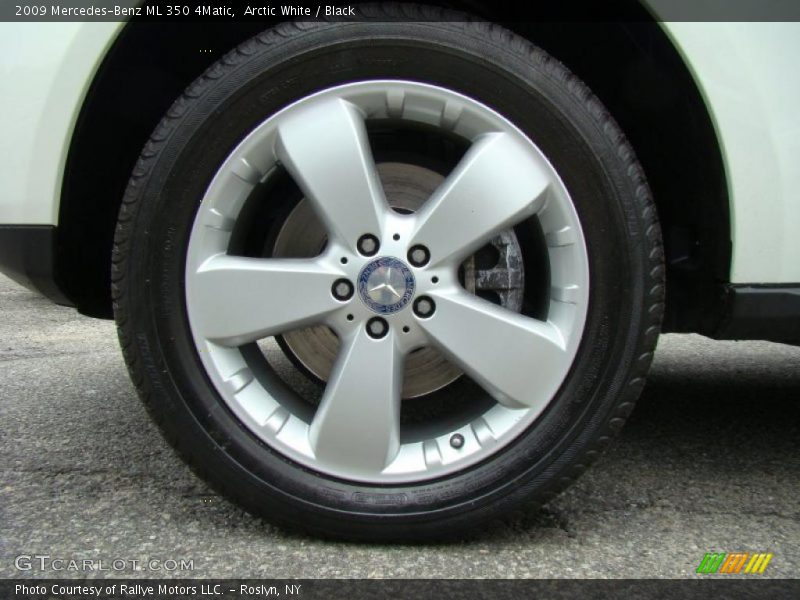 Arctic White / Black 2009 Mercedes-Benz ML 350 4Matic