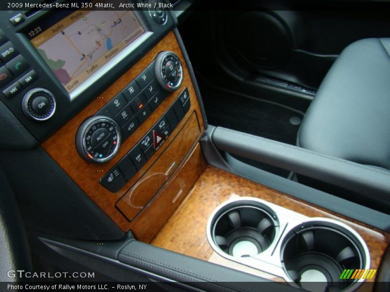 Arctic White / Black 2009 Mercedes-Benz ML 350 4Matic