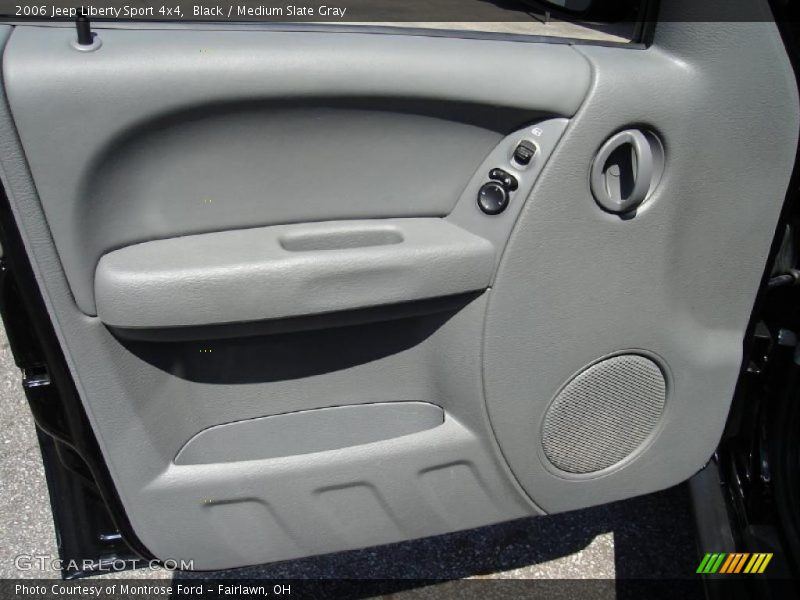 Black / Medium Slate Gray 2006 Jeep Liberty Sport 4x4