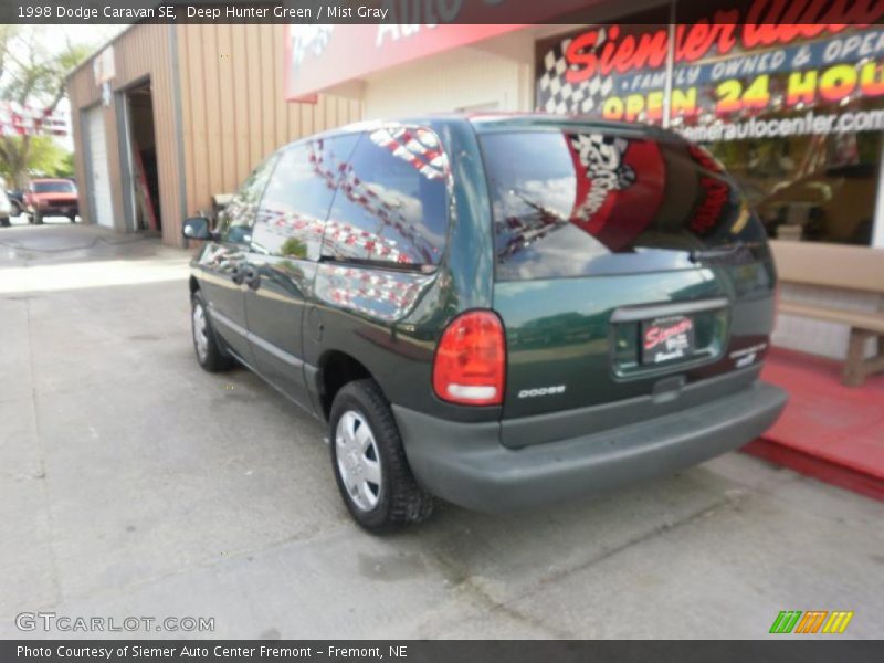 Deep Hunter Green / Mist Gray 1998 Dodge Caravan SE