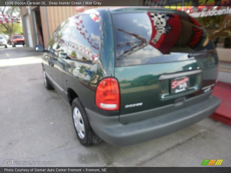 Deep Hunter Green / Mist Gray 1998 Dodge Caravan SE