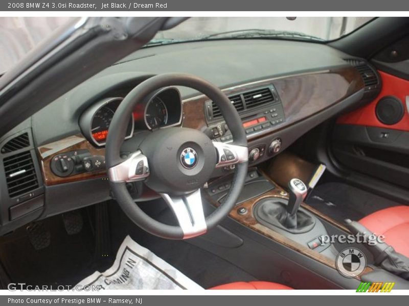 Jet Black / Dream Red 2008 BMW Z4 3.0si Roadster