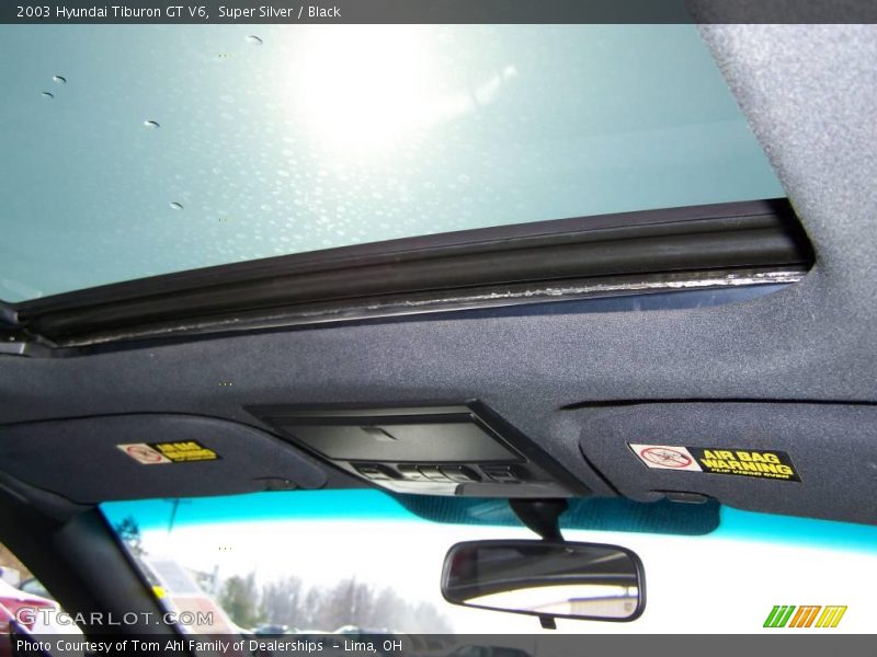 Super Silver / Black 2003 Hyundai Tiburon GT V6